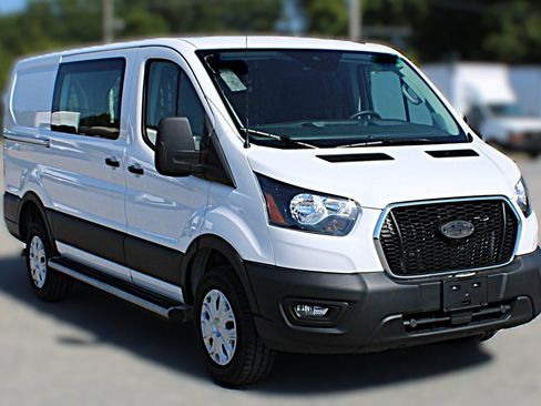 Used 2025 Ford Transit 250 Low Roof w/ Exterior Upgrade Package RWD image 3