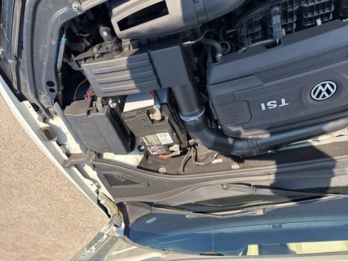 Used 2017 Volkswagen Passat 1.8T SE image 7