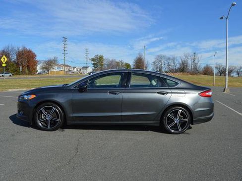 Used 2016 Ford Fusion SE w/ Equipment Group 202A image 64