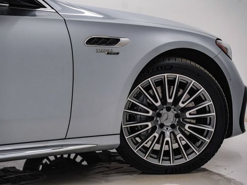 Used 2025 Mercedes-Benz E 53 AMG e 4MATIC Sedan image 14