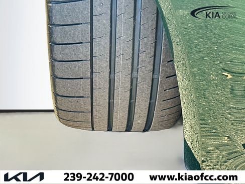 Used 2025 Porsche Panamera 4 image 44