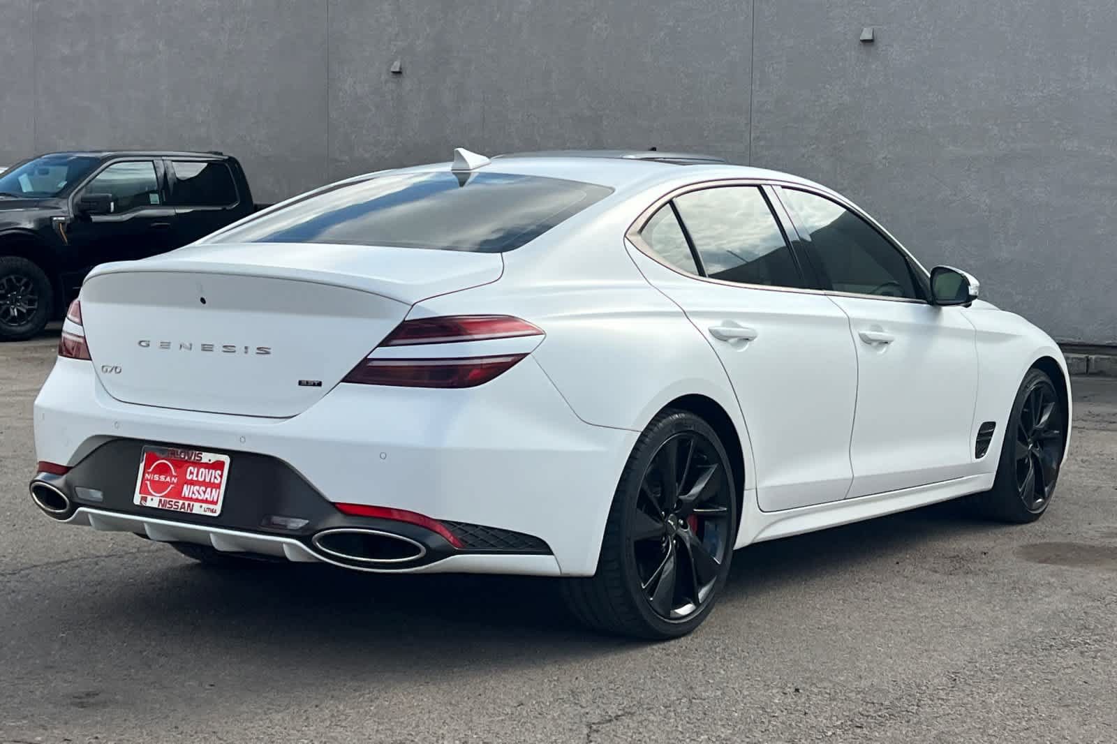 Used 2023 Genesis G70 3.3T w/ Sport Prestige Package RWD image 2