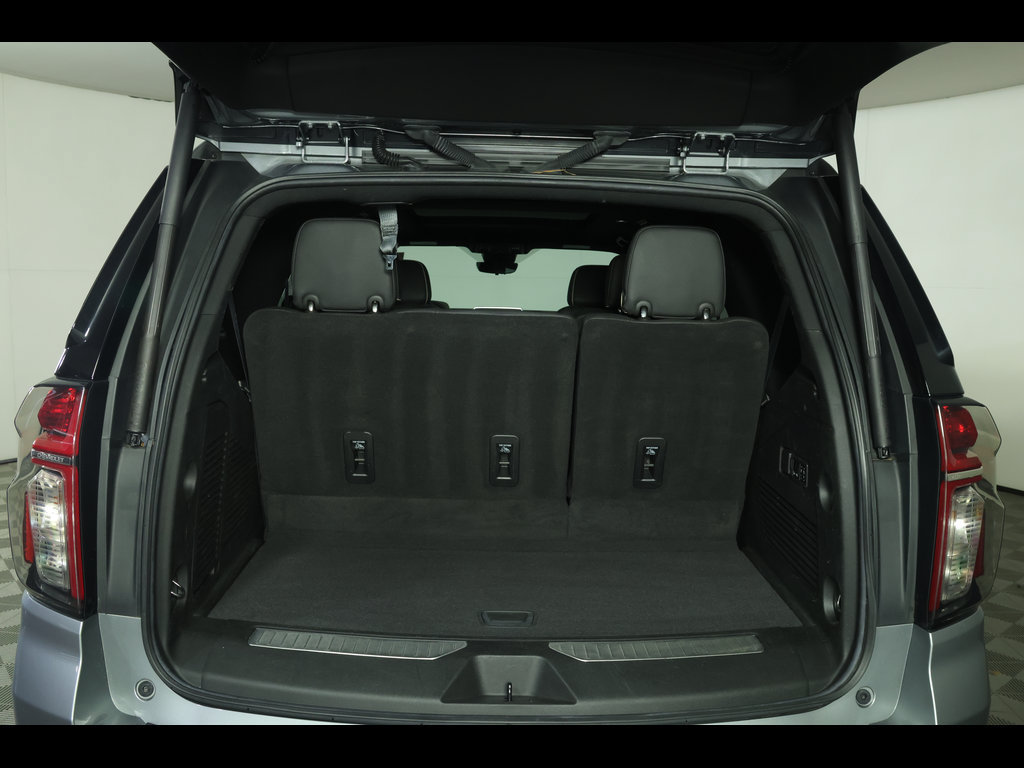 Used 2023 Chevrolet Tahoe Premier AWD/4WD image 16