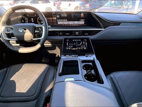 Used 2025 INFINITI QX80 Luxe w/ Cargo Package image 19