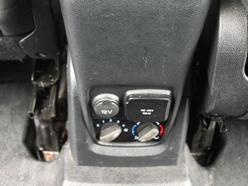 Used 2019 Ford Transit Connect XL FWD image 19