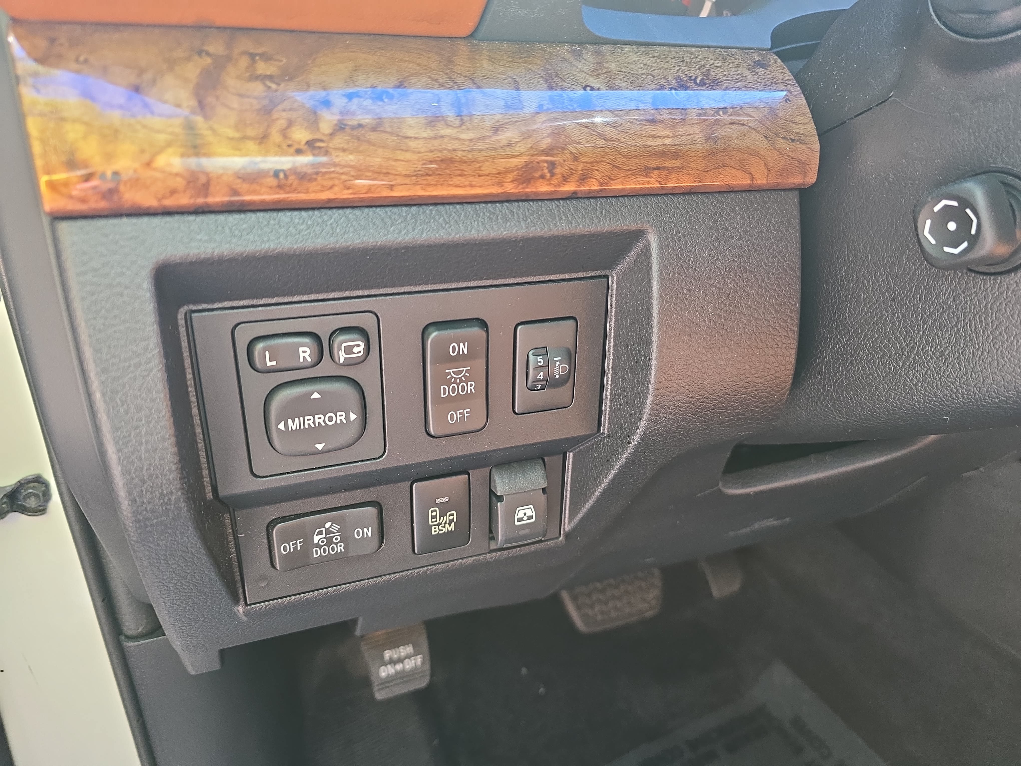 Used 2016 Toyota Tundra 1794 Edition AWD/4WD image 25