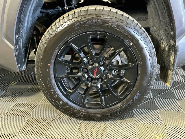 Used 2026 Toyota Tundra Limited w/ TRD Off-Road Package AWD/4WD image 30