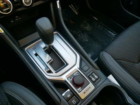 Used 2024 Subaru Forester Premium image 24