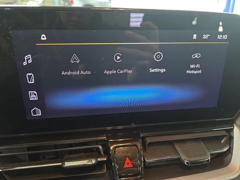 Used 2024 Chevrolet TrailBlazer LT w/ Driver Confidence Package image 21