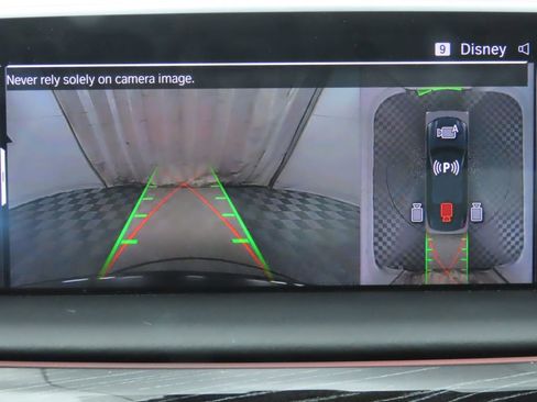 Used 2022 BMW 750i xDrive 750i xDrive w/ Executive Package image 16