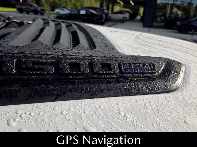 Used 2023 RAM 1500 Laramie AWD/4WD image 18