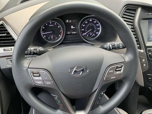 Used 2018 Hyundai Santa Fe Sport w/ 2.4L Value Package 02 FWD image 19
