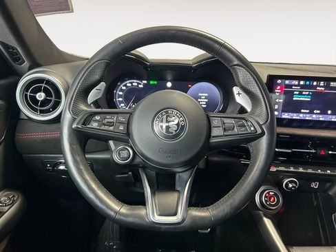 Used 2024 Alfa Romeo Tonale Veloce w/ Active Assist Package image 14