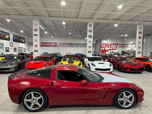 Used 2008 Chevrolet Corvette Coupe w/ Preferred Equipment Group RWD image 3