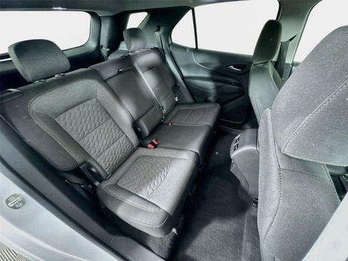Used 2018 Chevrolet Equinox LT FWD image 26