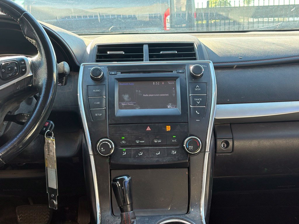 Used 2017 Toyota Camry SE FWD image 12