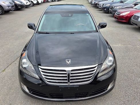 Used 2015 Hyundai Equus Signature RWD image 4