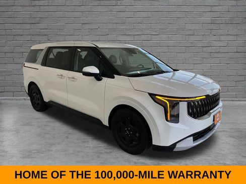 Used 2026 Kia Carnival FWD image 7
