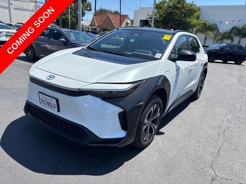 Used 2023 Toyota bZ4X FWD image 9