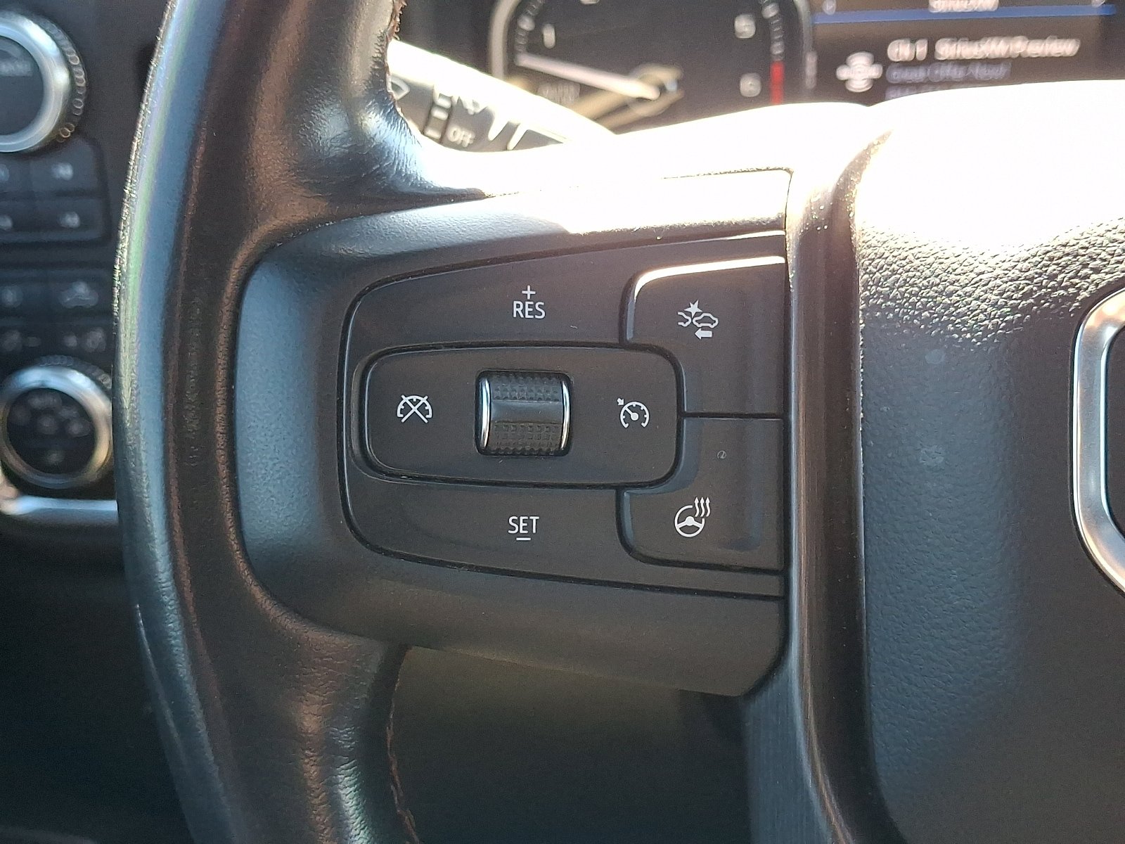 Used 2021 GMC Sierra 1500 AT4 w/ AT4 Premium Package AWD/4WD image 24