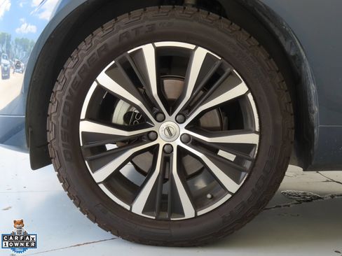 Used 2023 Volvo XC60 B5 Plus w/ Protection Package Premier AWD/4WD image 28
