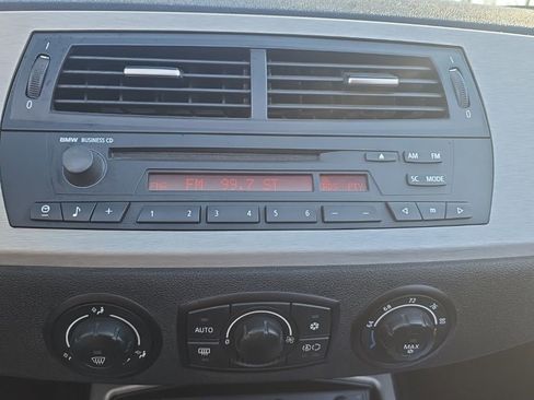 Used 2005 BMW Z4 3.0i image 24