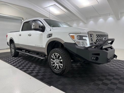 Used 2019 Nissan Titan Platinum Reserve w/ Platinum Utility Package AWD/4WD image 1