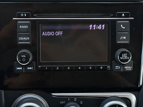 Used 2015 Honda Fit LX image 27