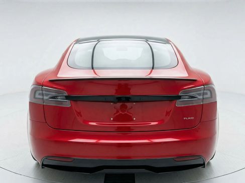 Used 2021 Tesla Model S Plaid image 9