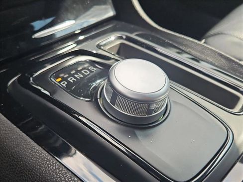 Used 2018 Chrysler 300 S w/ 300S Premium Group 2 image 12