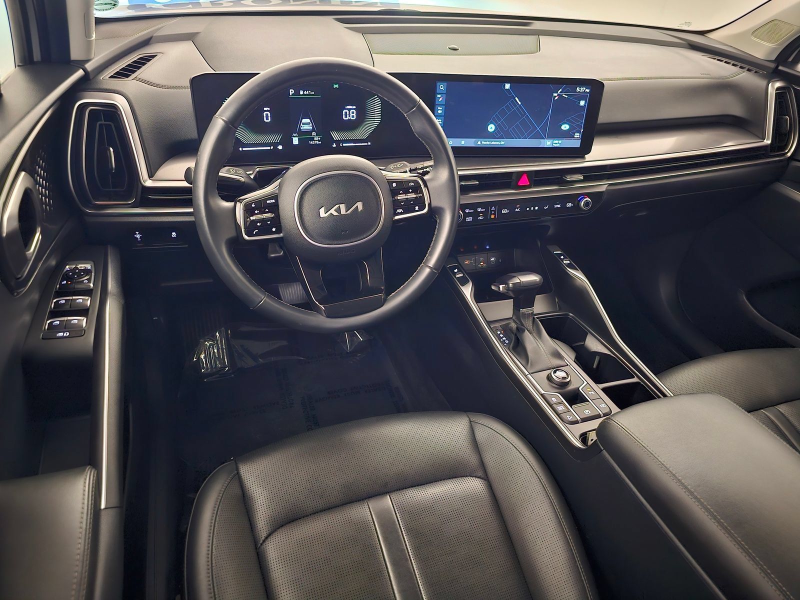 Used 2024 Kia Sorento S w/ Panoramic Sunroof Package FWD image 8