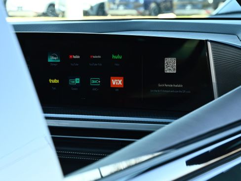 Used 2026 Cadillac Escalade V image 43