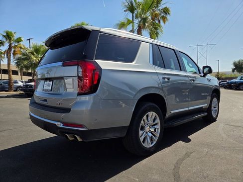 Used 2025 GMC Yukon Denali AWD/4WD image 6