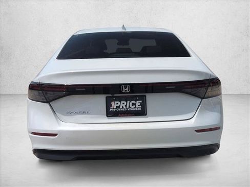 Used 2023 Honda Accord LX image 7