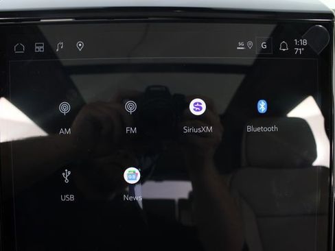 New 2026 GMC Yukon XL Denali image 7