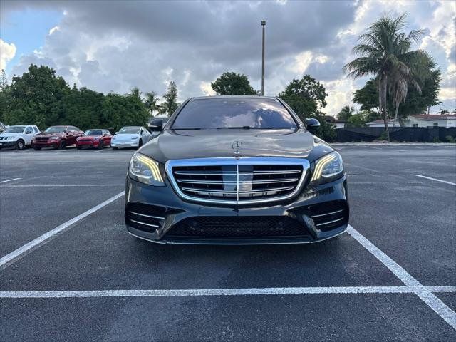 Used 2018 Mercedes-Benz S 560 Sedan w/ AMG Line Exterior image 11