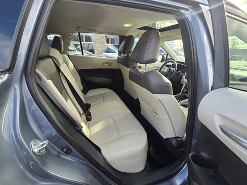 Certified 2022 Toyota Corolla Cross XLE image 14