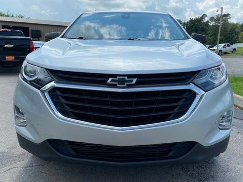 Used 2021 Chevrolet Equinox LS FWD image 3