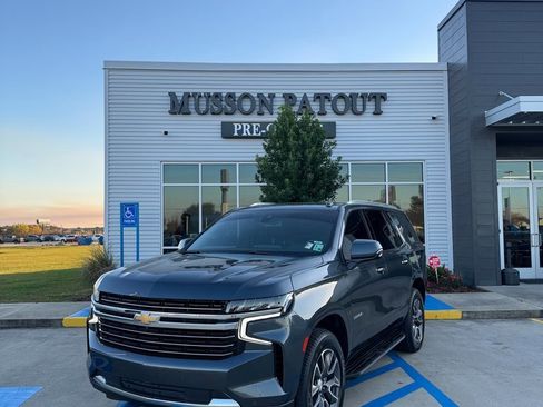 Used 2021 Chevrolet Tahoe LT w/ LT Signature Plus Package image 1