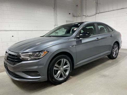 Used 2019 Volkswagen Jetta R-Line FWD image 12