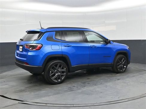 New 2026 Jeep Compass Latitude image 3