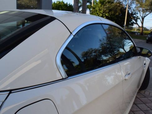 Used 2011 BMW M3 Convertible RWD image 34