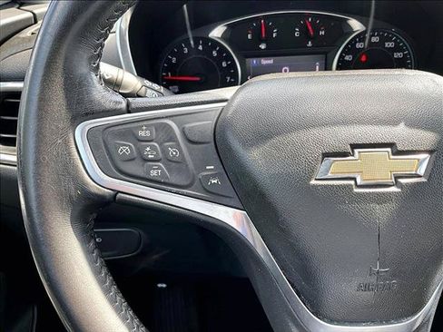 Used 2022 Chevrolet Equinox LT FWD image 20
