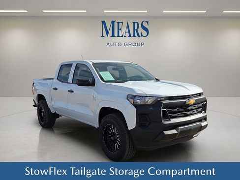 Used 2025 Chevrolet Colorado W/T w/ WT Convenience Package II image 8