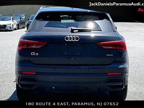 Used 2023 Audi Q3 2.0T Premium w/ Convenience Package AWD/4WD image 4