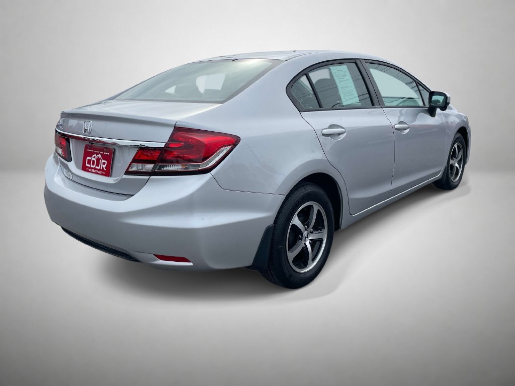 Used 2015 Honda Civic SE image 3