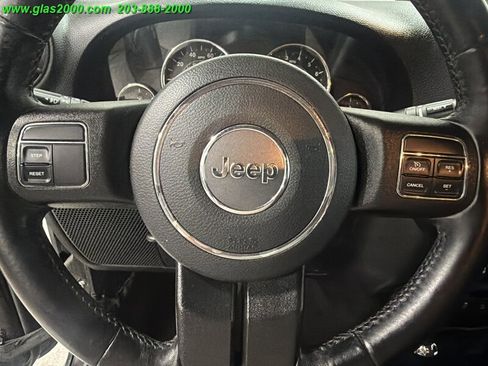 Used 2018 Jeep Wrangler Unlimited Sport S AWD/4WD image 17