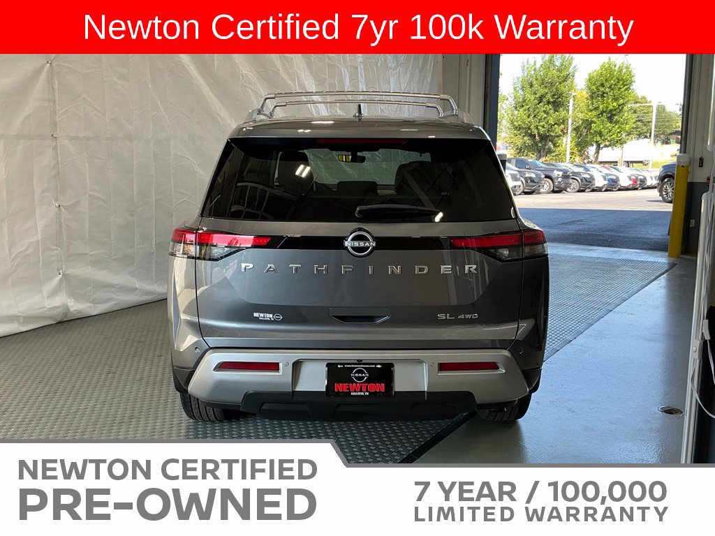 Used 2025 Nissan Pathfinder SL AWD/4WD image 5