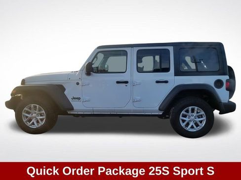 Used 2023 Jeep Wrangler Sport S image 2