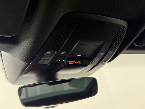 Certified 2022 Porsche Taycan image 20